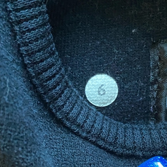 Lululemon Black Scuba Zip Up Hoodie Pink Lining Size 6 - Picture 7 of 12